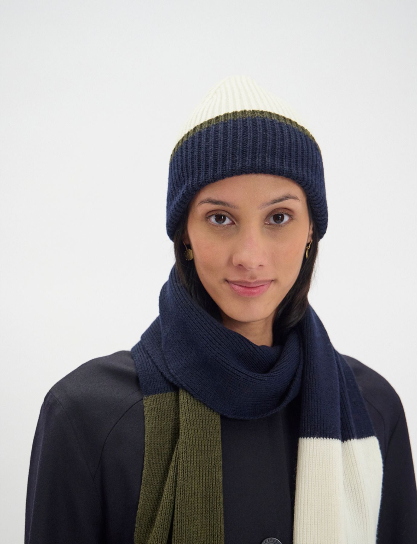Cappello Pedro in maglia rovesciata ecru navy, maglia kaki