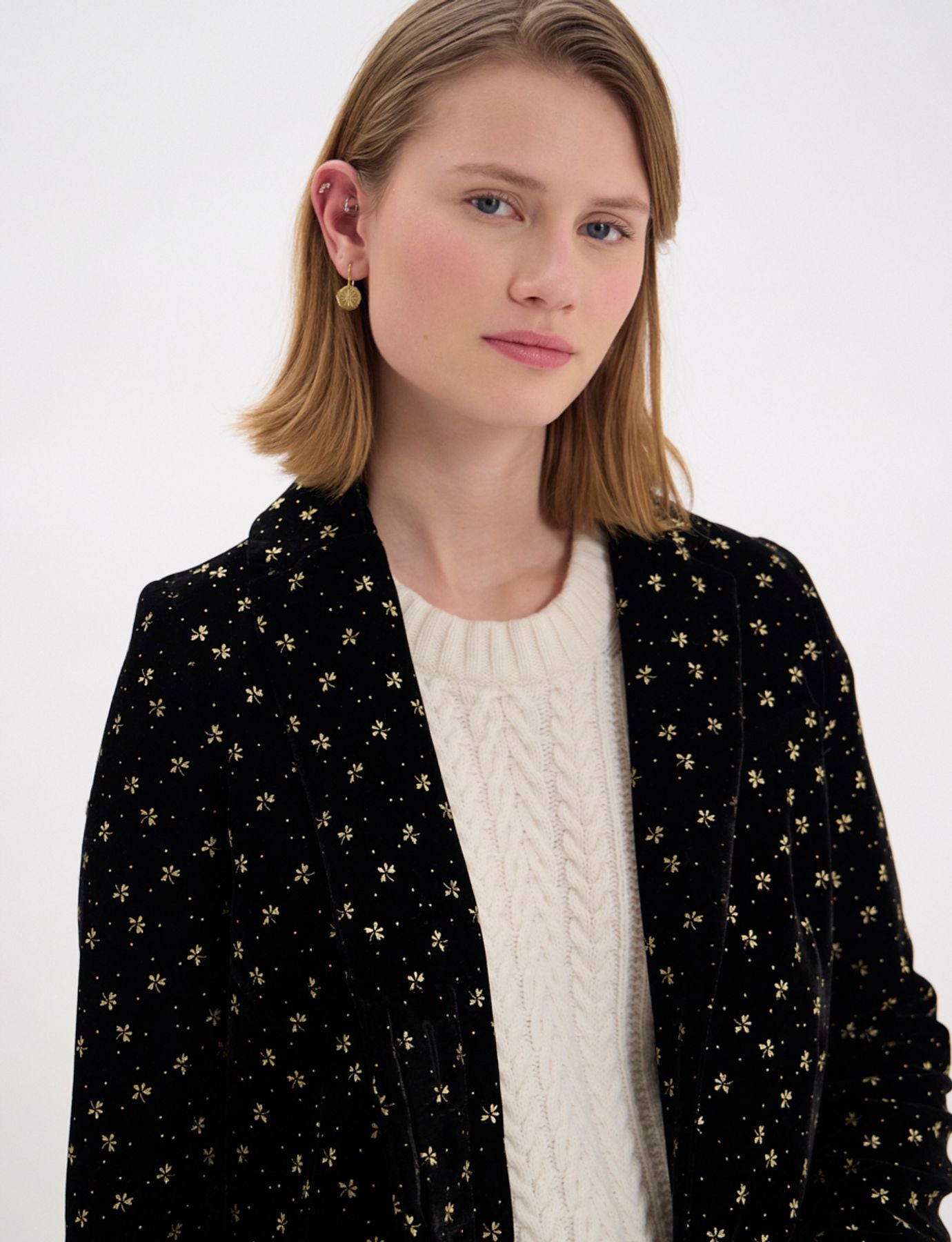 Cappotto Franck in velluto nero liscio con stampa oro