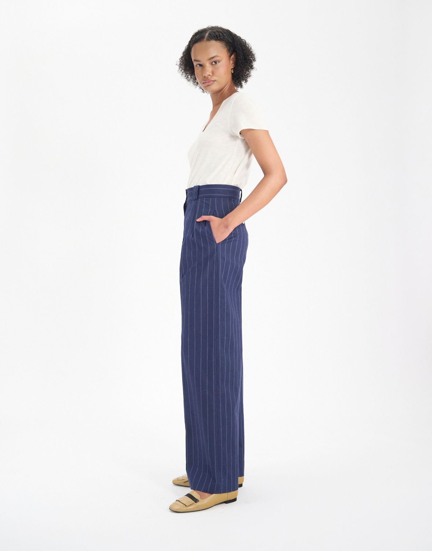 Pantalon Marlène en lin mélangé marine