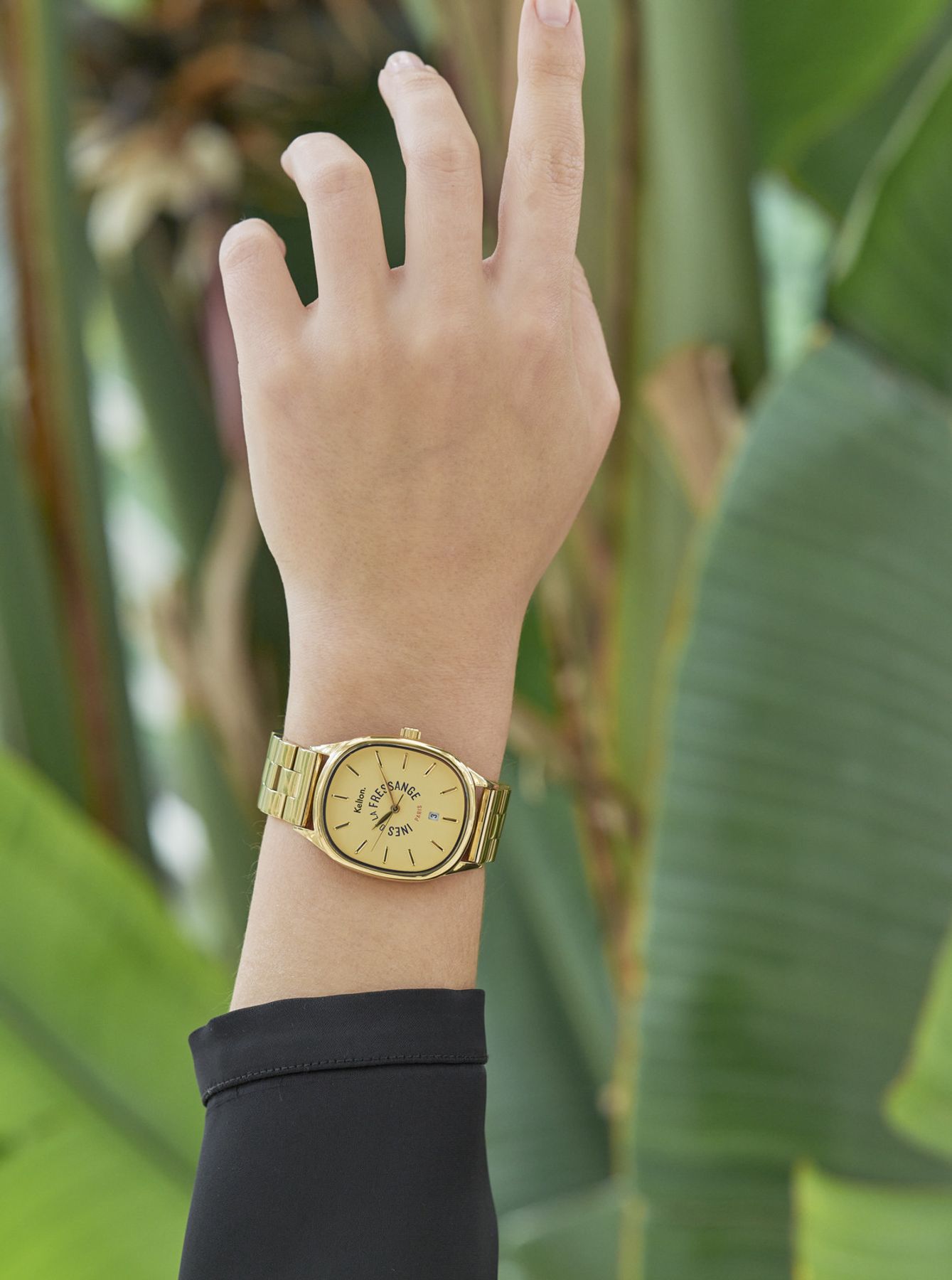 Ines de la Fressange Grande Colorama reloj de oro Kelton x Paris