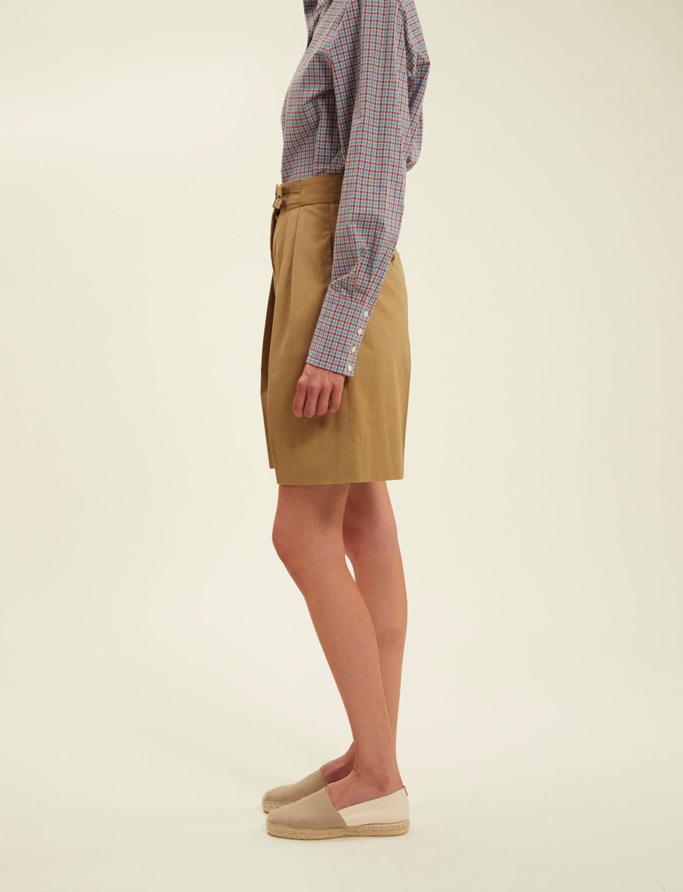Pantaloncini kaki prugna