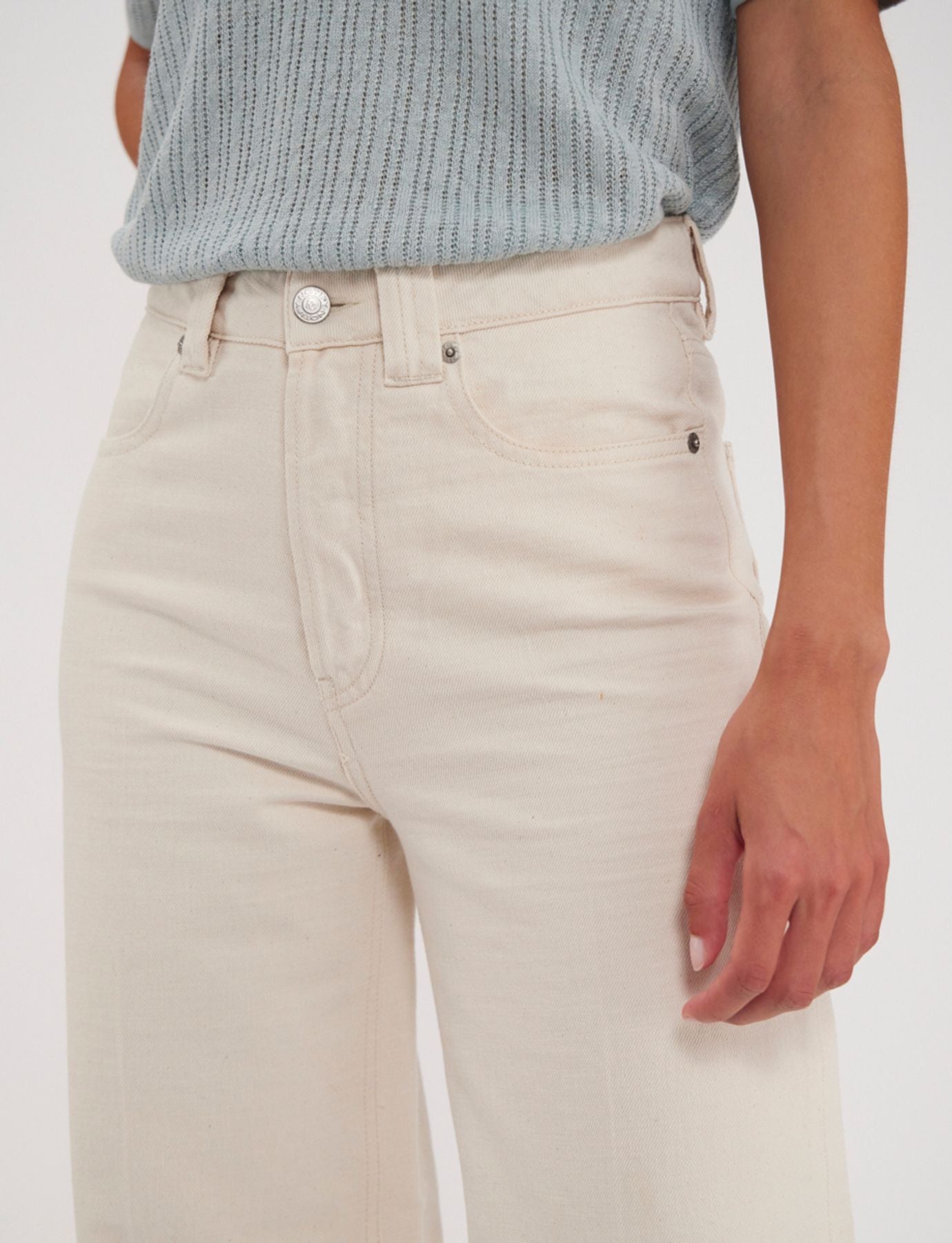 Jeans Mara ecru x Notificar