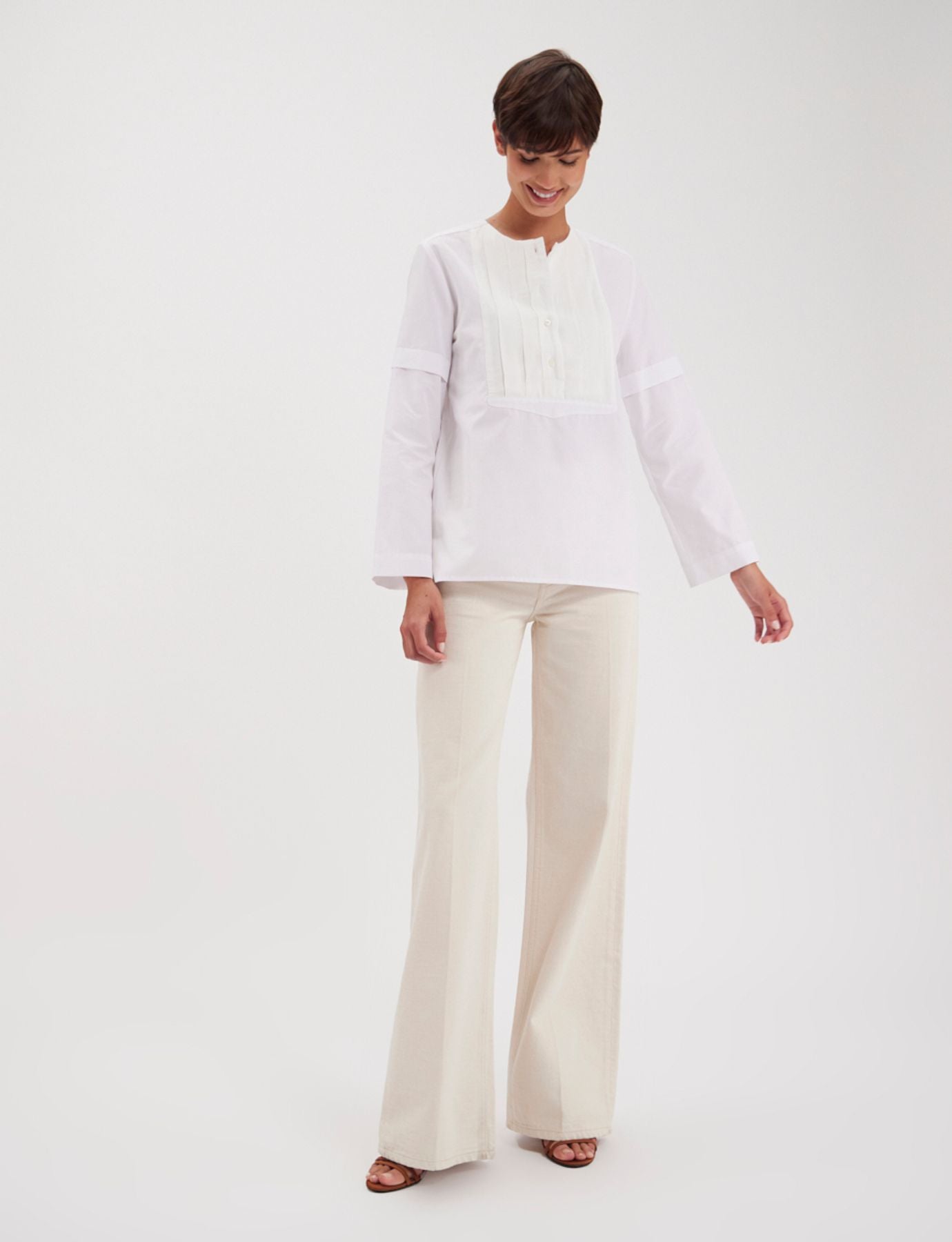TOP NANETTE