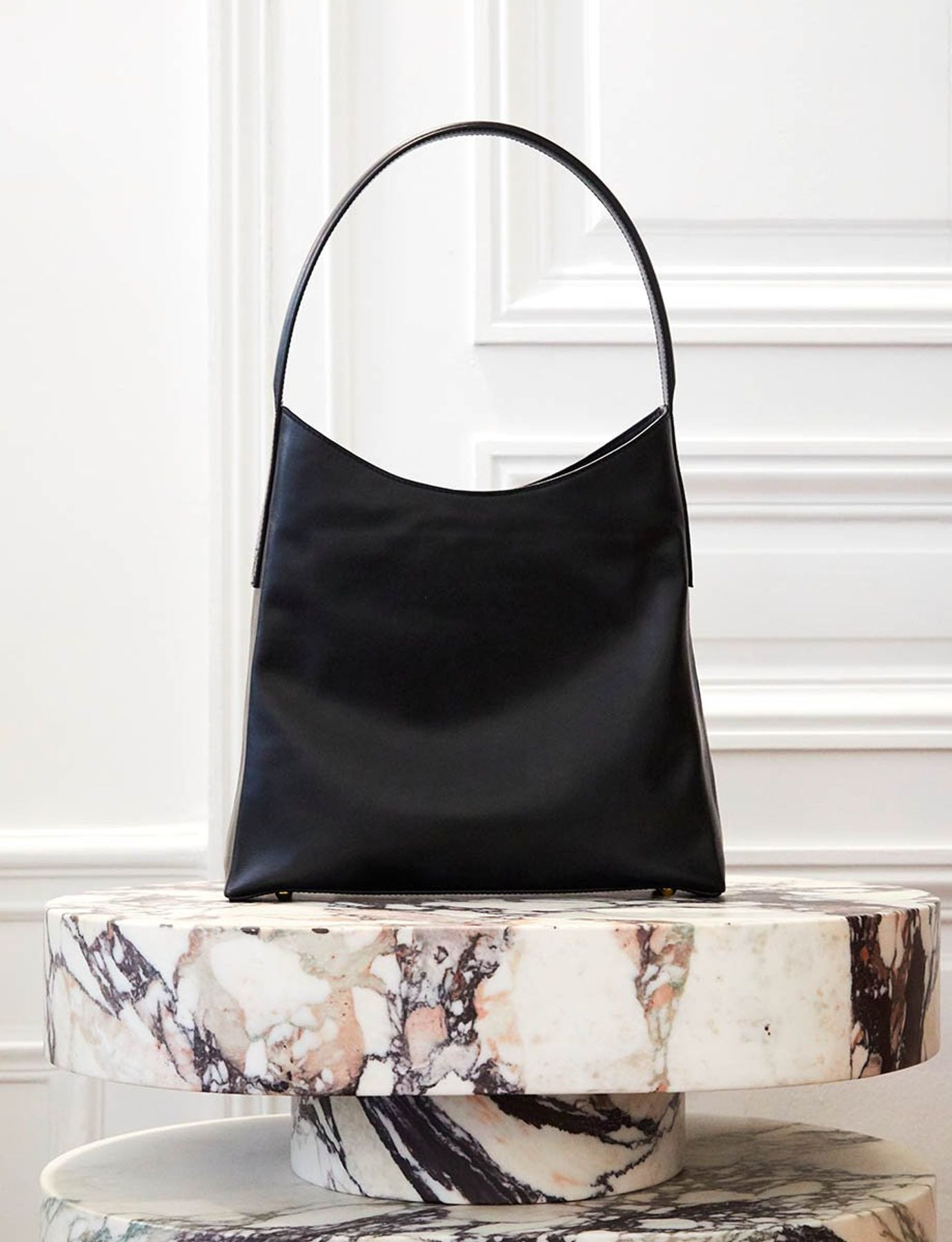 Polso Léonore, talla M, cuero negro