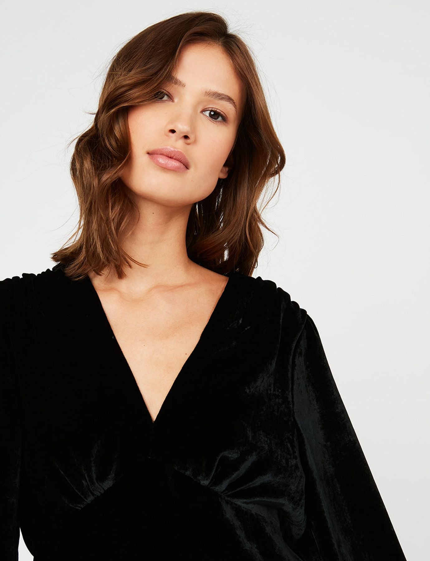 Vestido di terciopelo nero Louisa