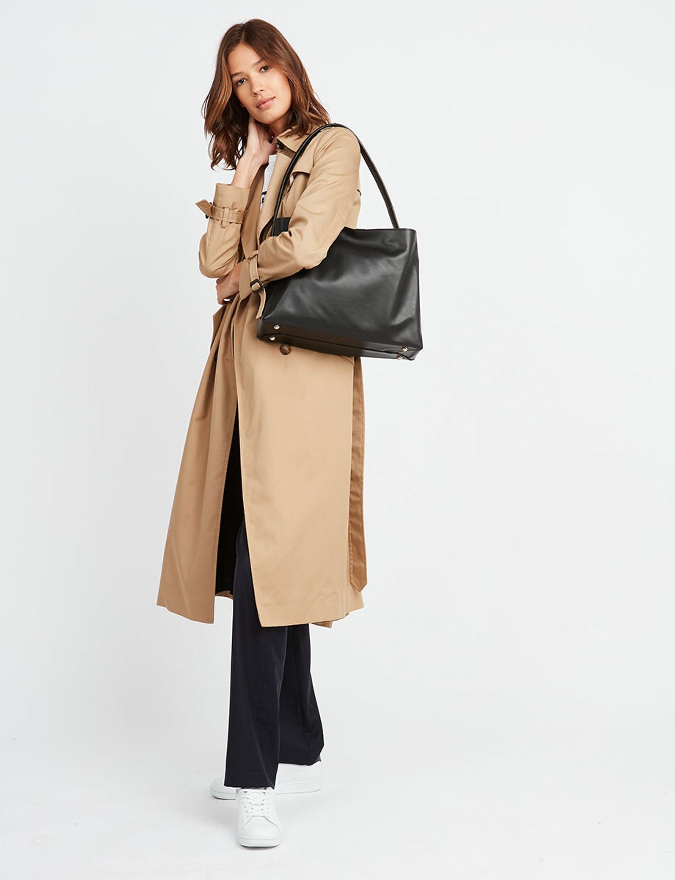 Borsa Léonore L in pelle nera