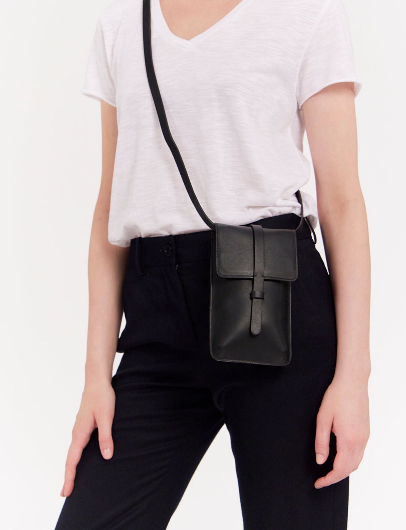 Borsa per smartphone Léonore cuero negro