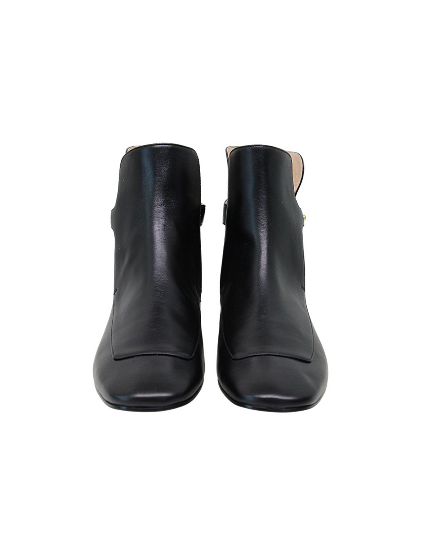 Scarpe di pelle nera