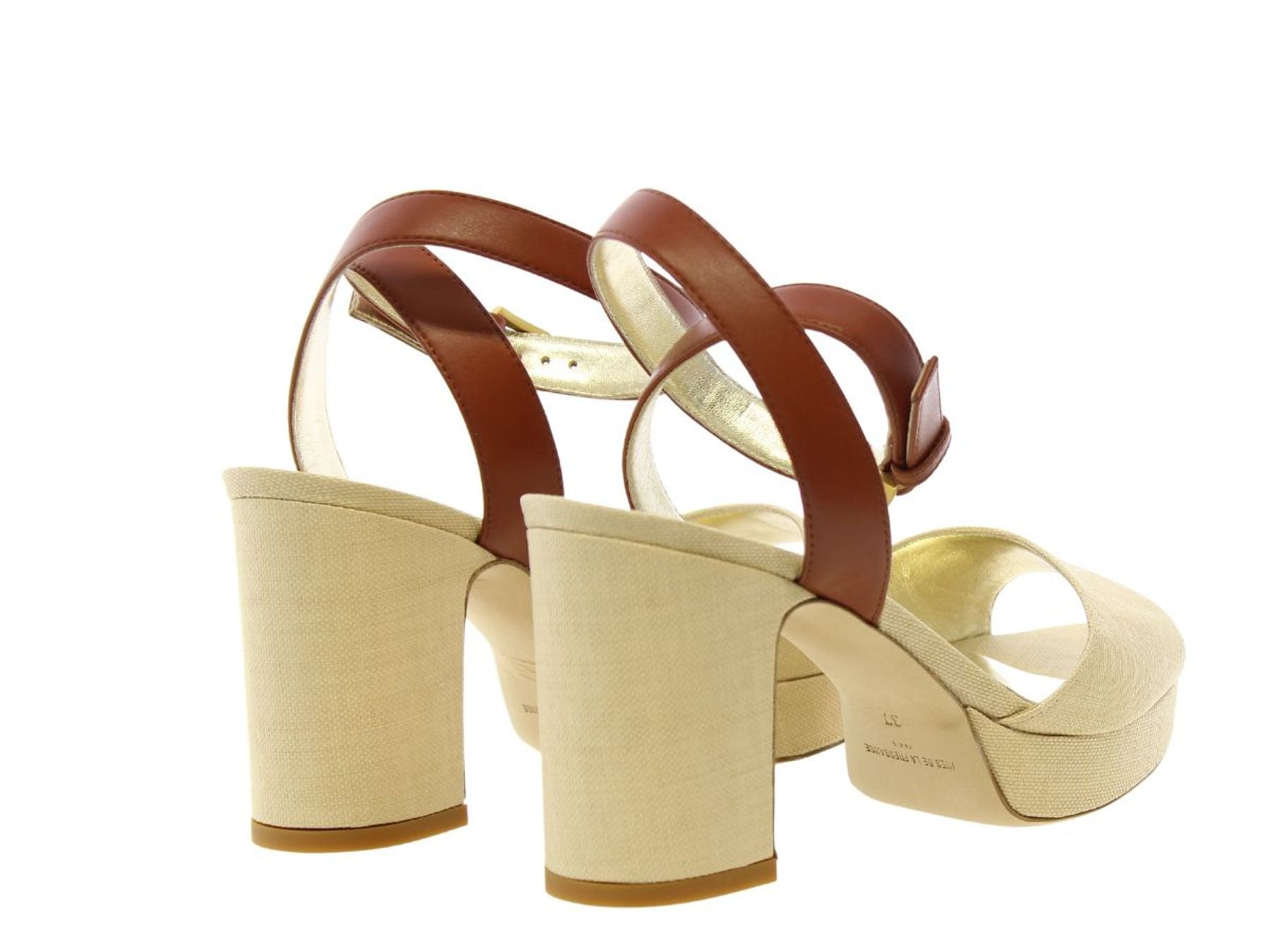 Sandalo con plateau color cognac
