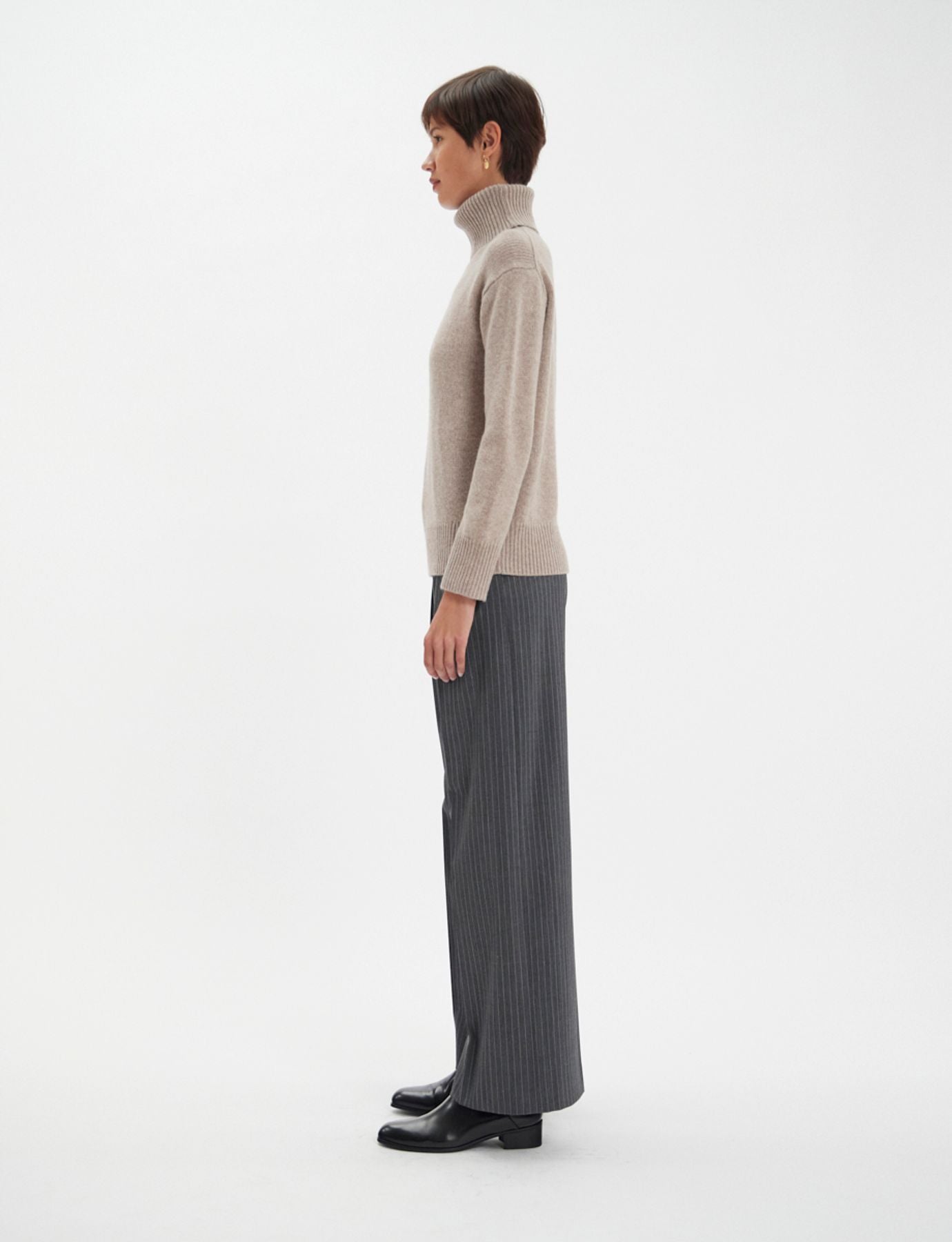 Maglia dolcevita Aiden in lana e cashmere beige