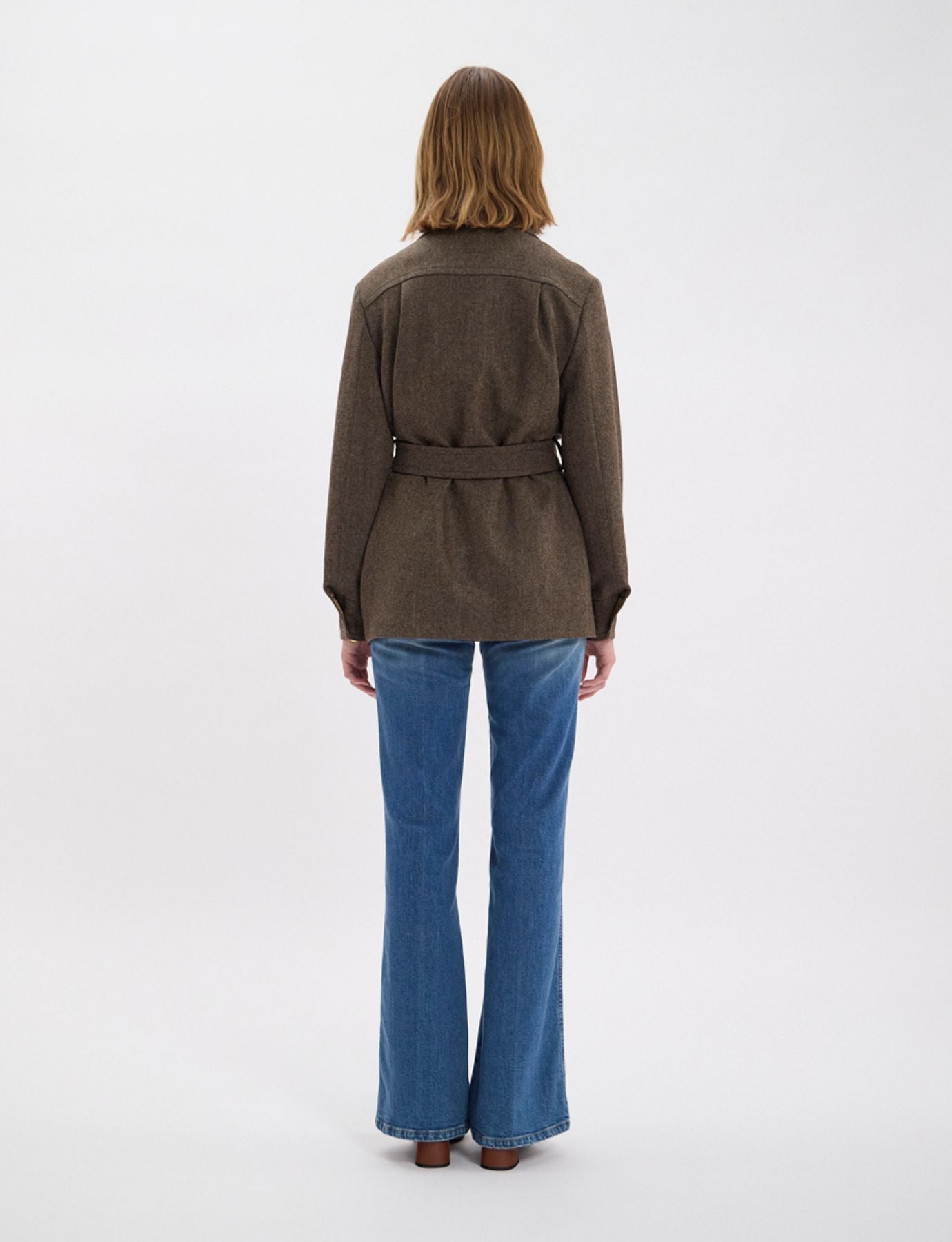 Cappotto corto Romaric in lana marrone con motivo a spina di pesce