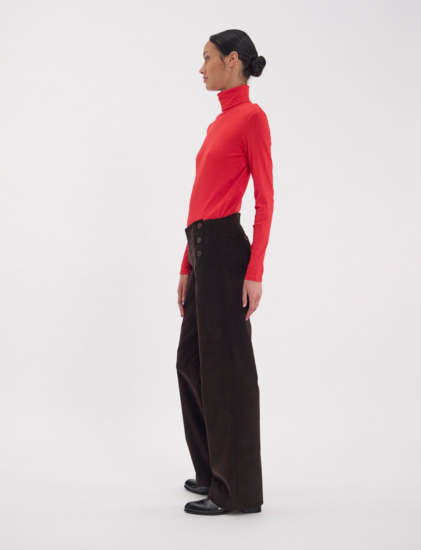 Pantaloni Gabriel in velluto millerighe marrone