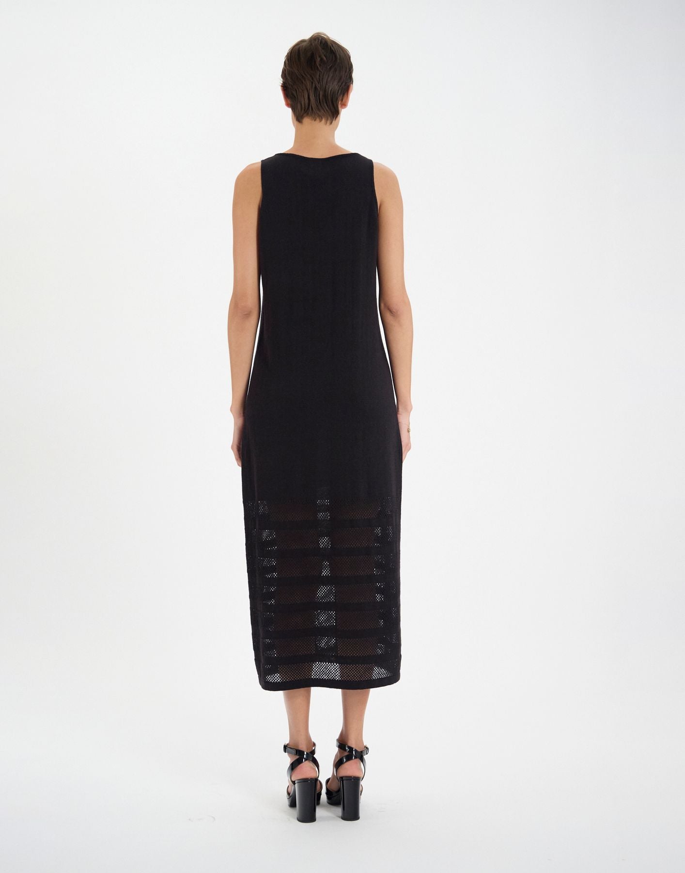 Vestido Casilda de lino negro con rayas