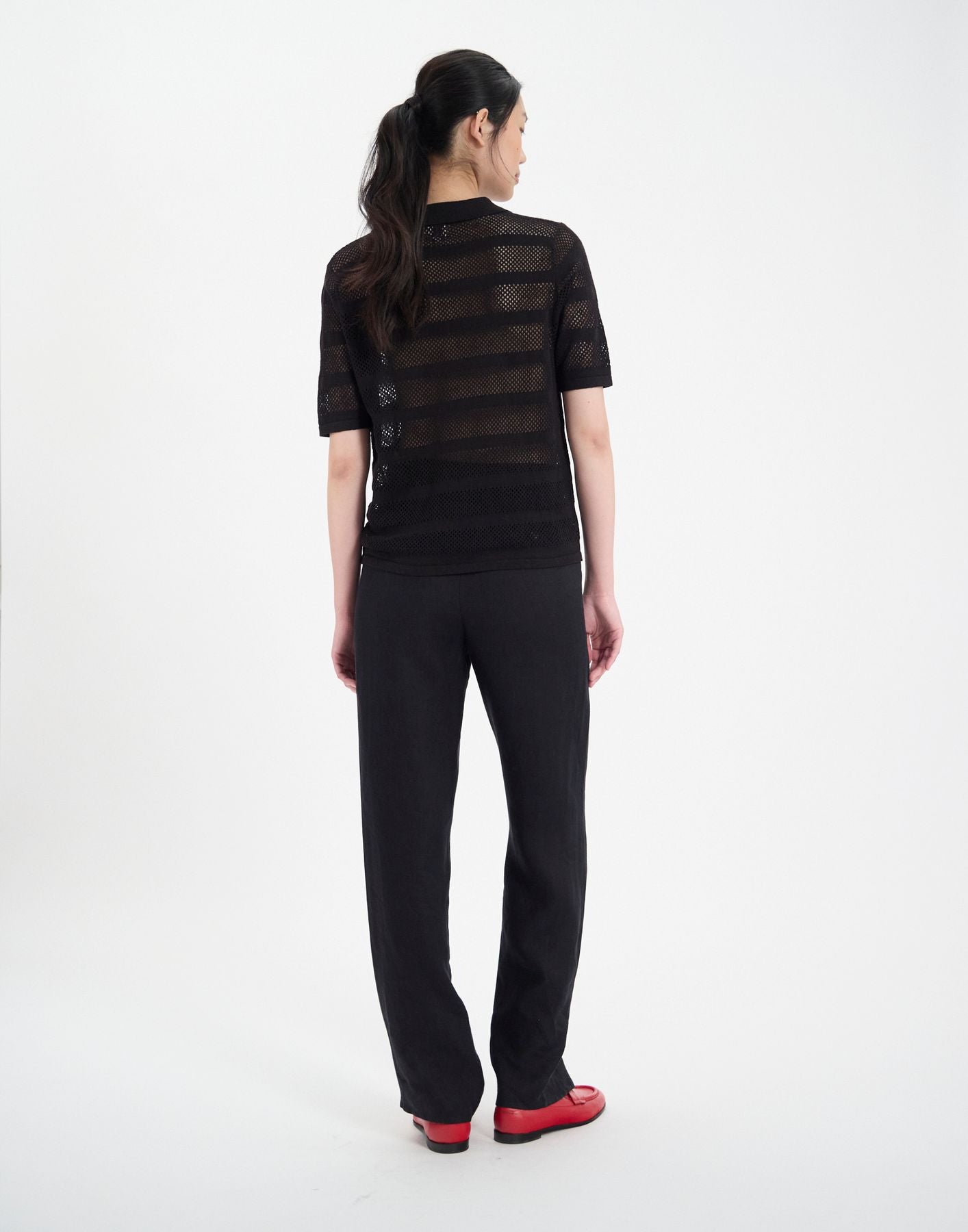 Simon top in black linen