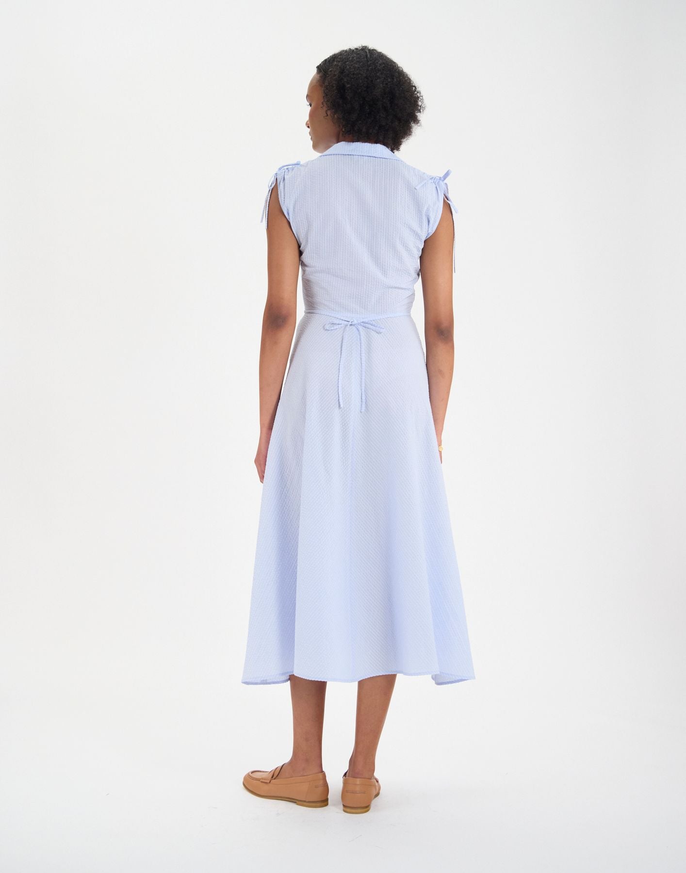 Vestido Violine slim-fit de algodón azul claro