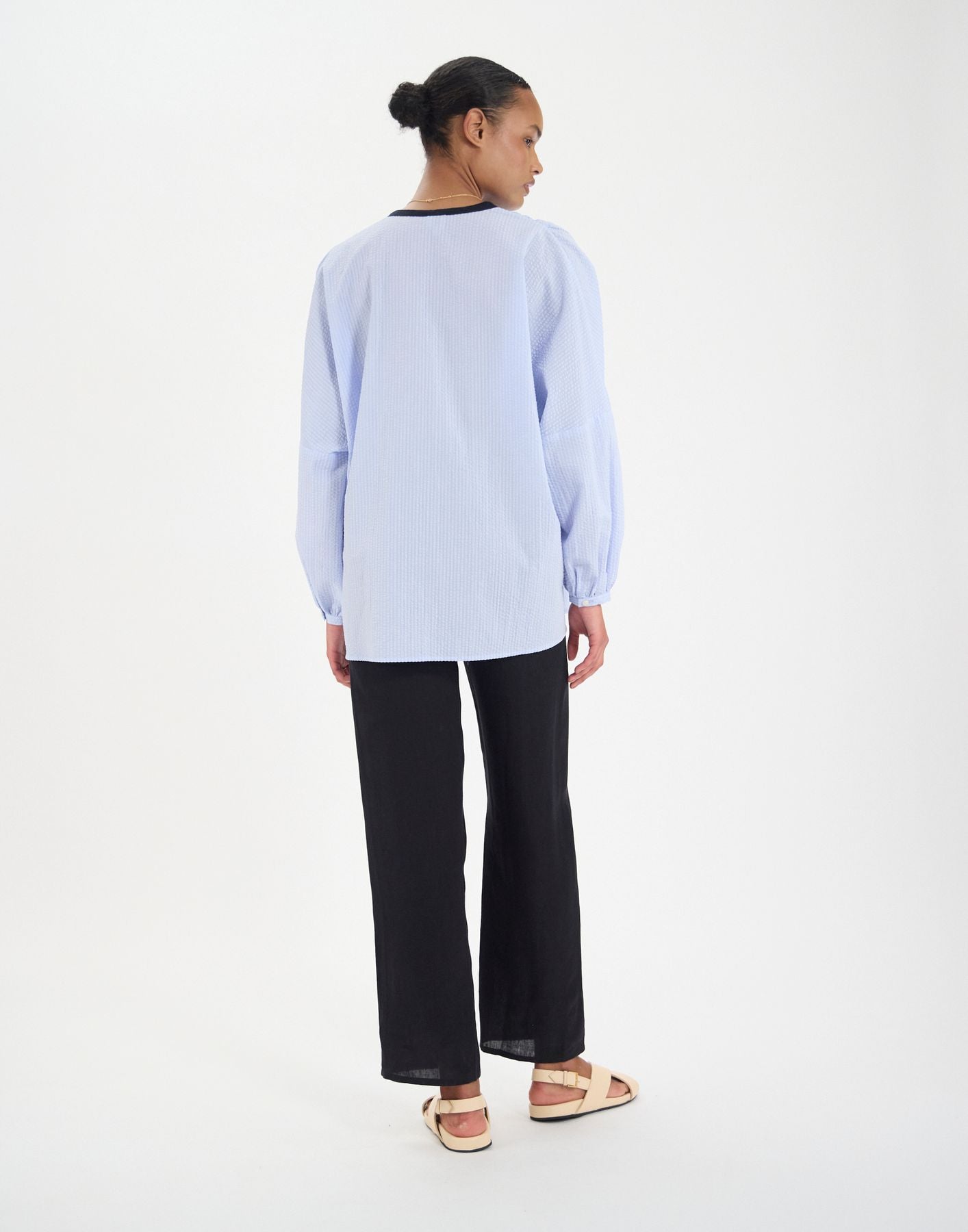 top-ida-en-coton-bleu-clair