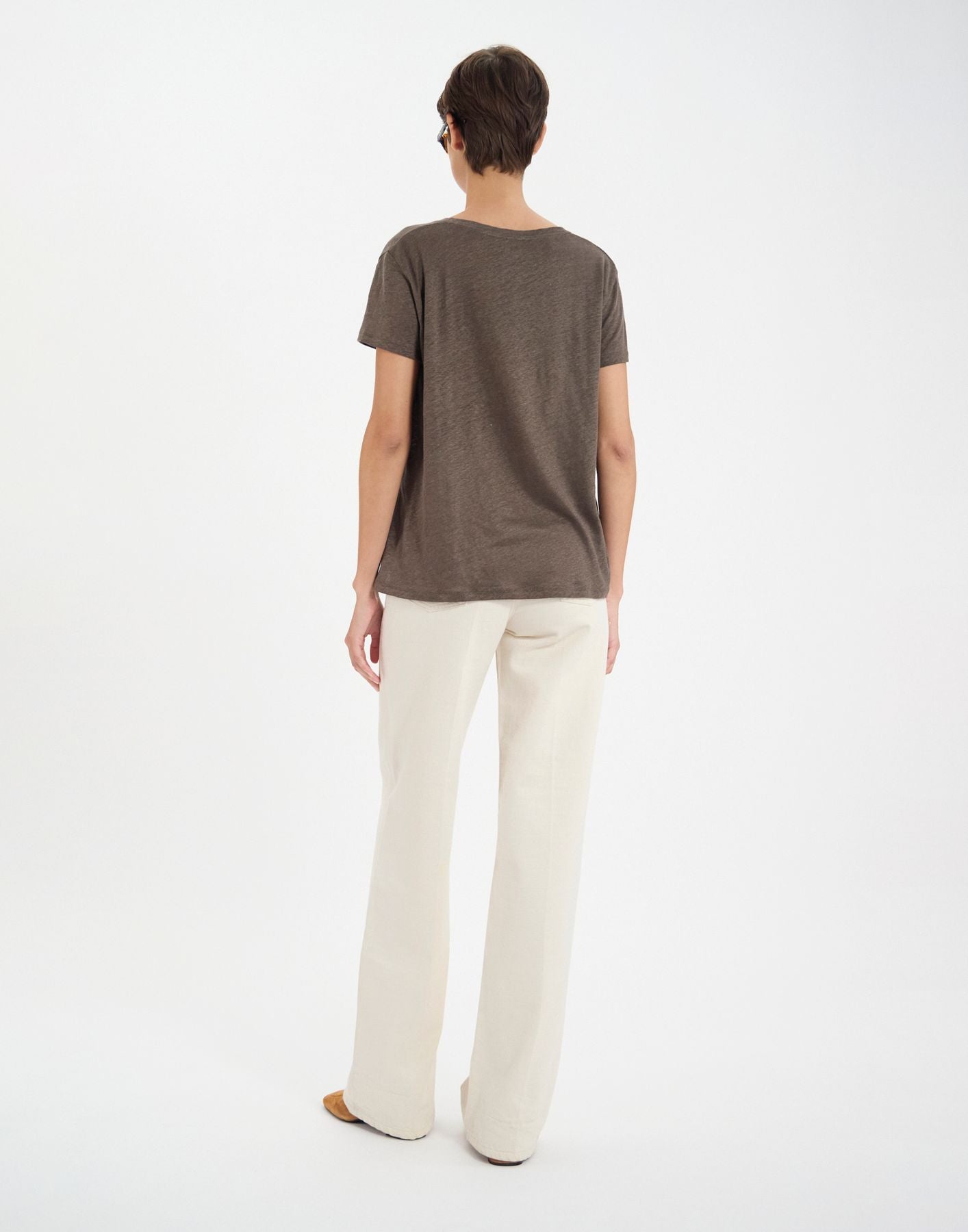 apolline-khaki-linen-t-shirt