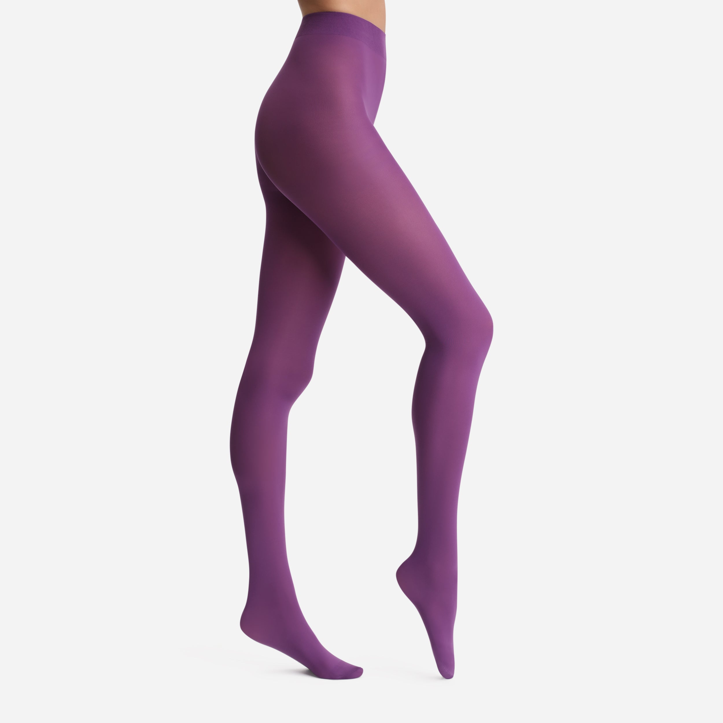 Opaque tights DIM x Ines de la Fressange