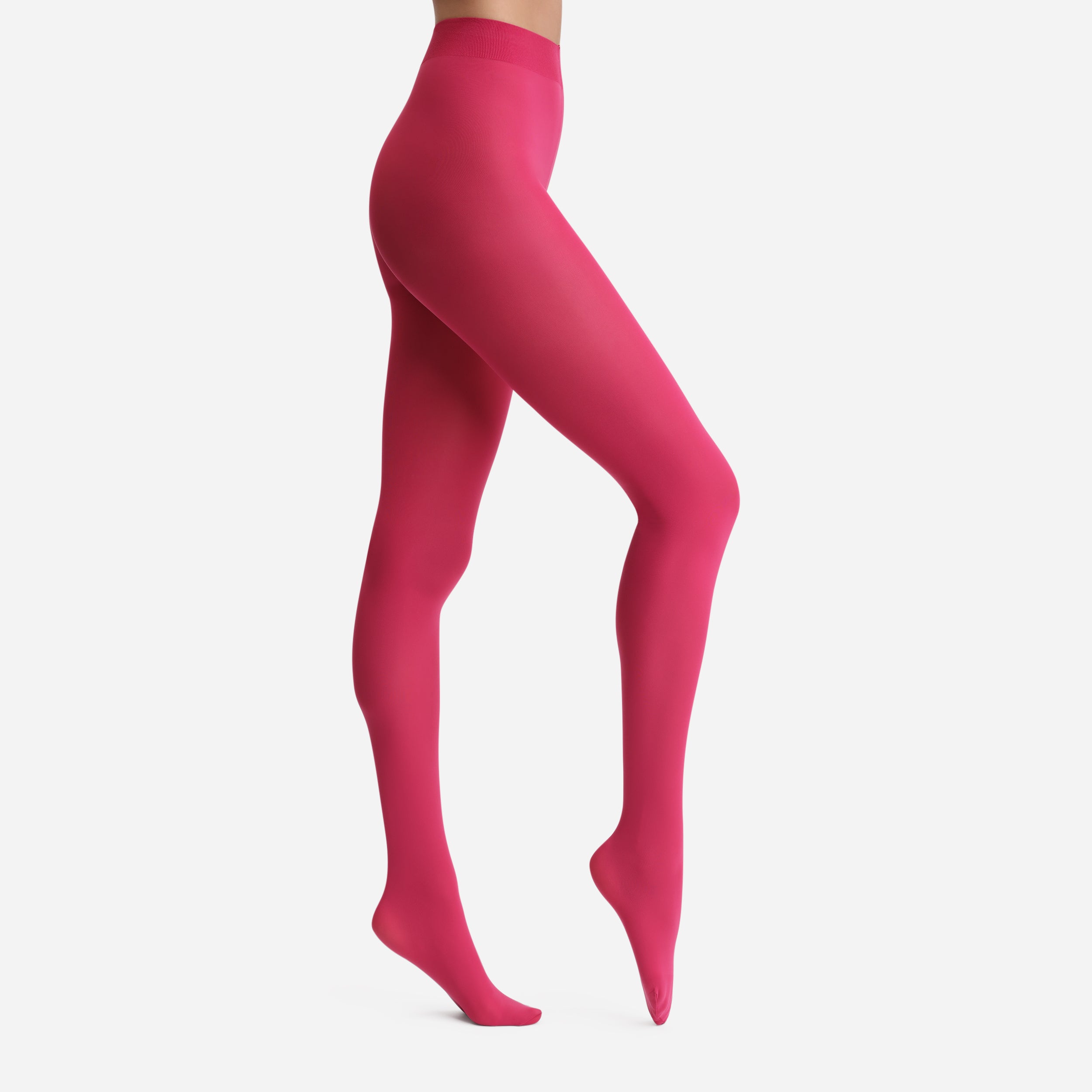 Opaque tights DIM x Ines de la Fressange
