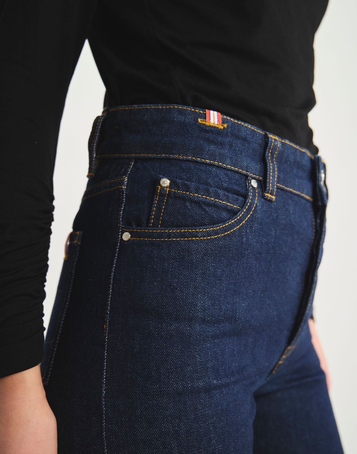 Neil jeans in navy cotton
