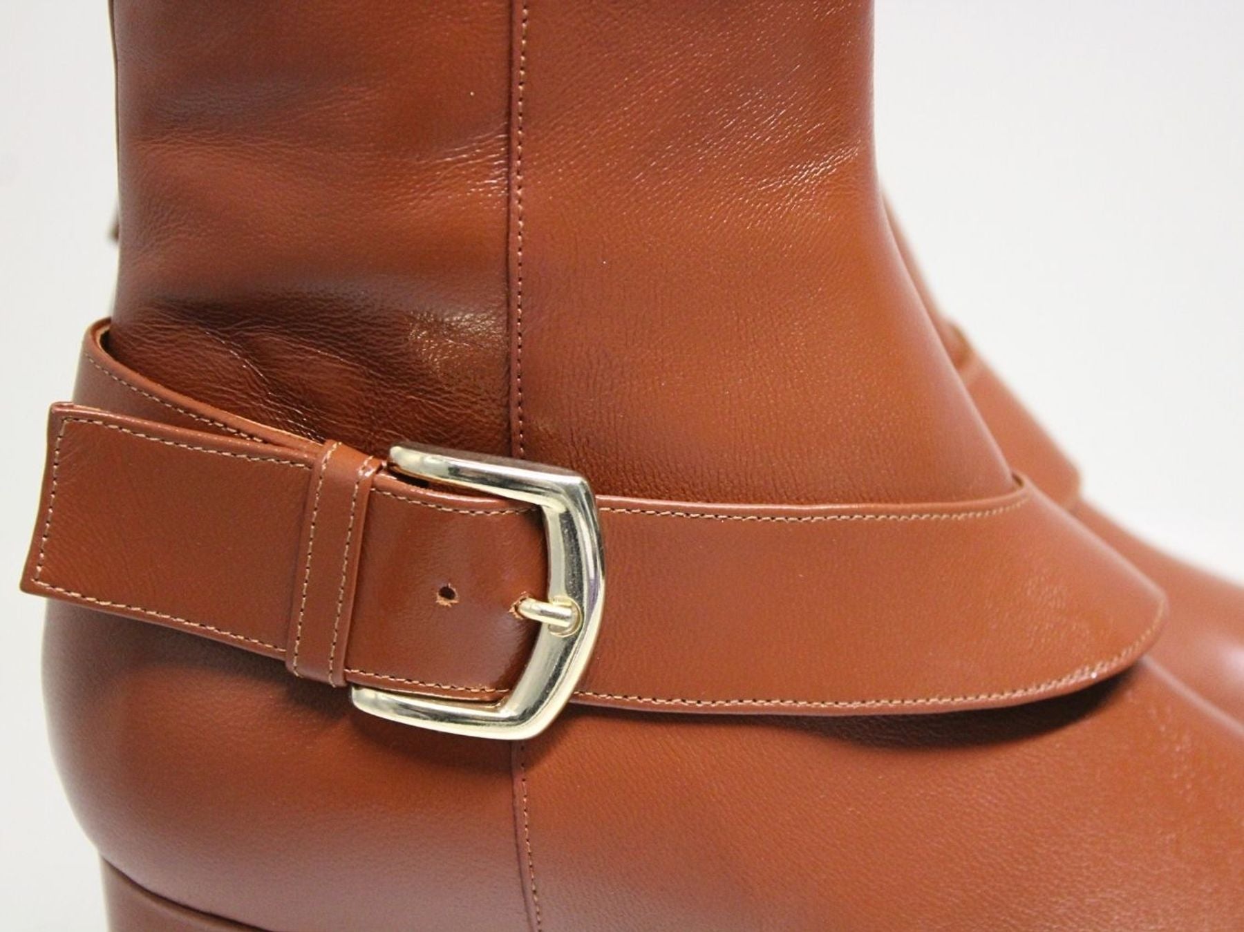 Stivaletto Olympia con tacco in pelle marrone