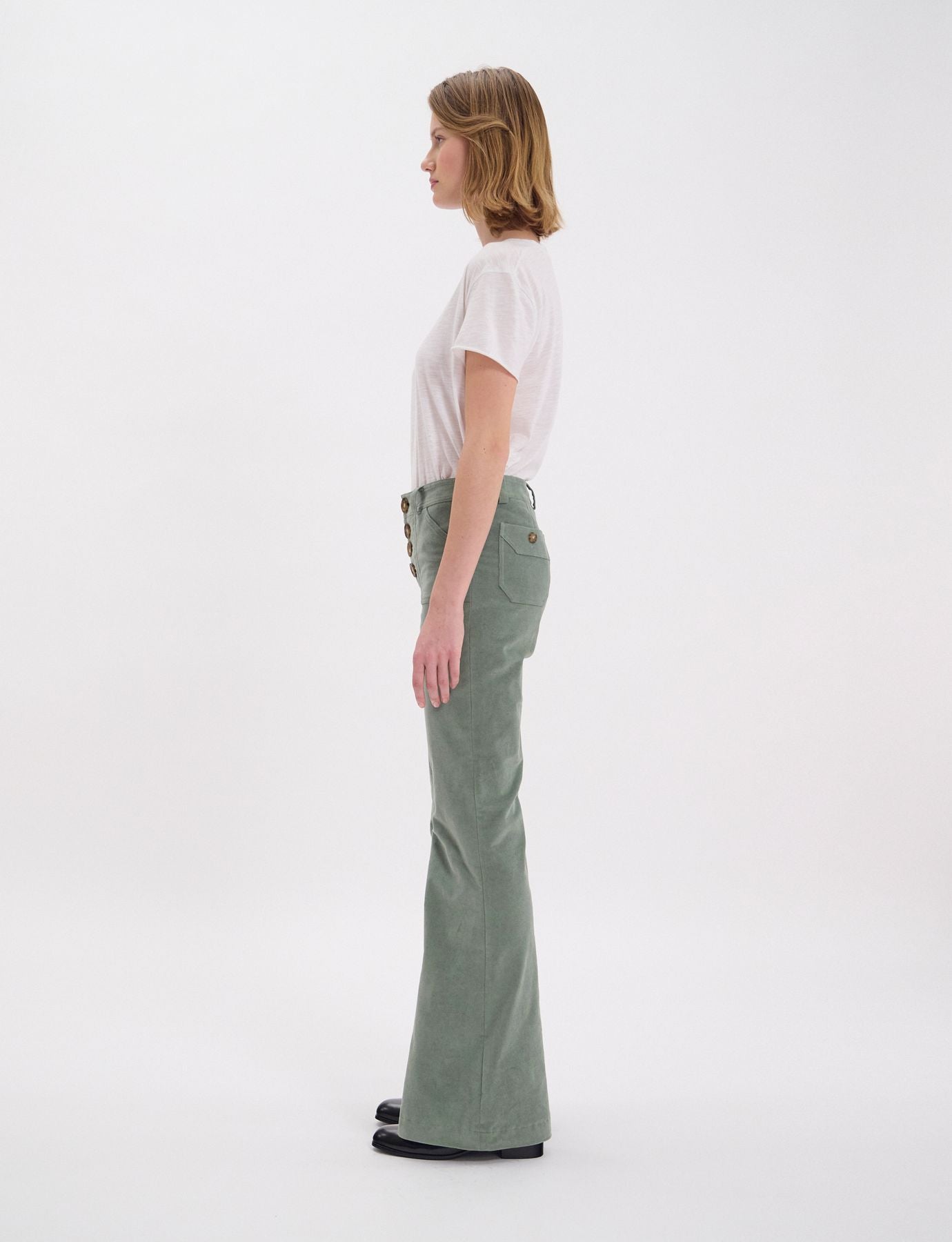 Pantaloni Charlotte in velluto liscio verde mandorla