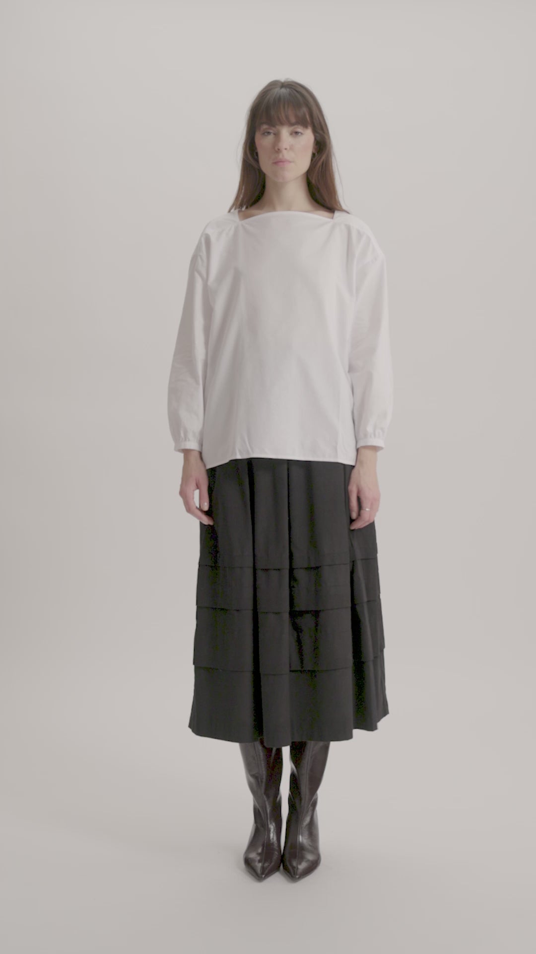 MASTER_15T536CO289-P100 WHITE-34 - video