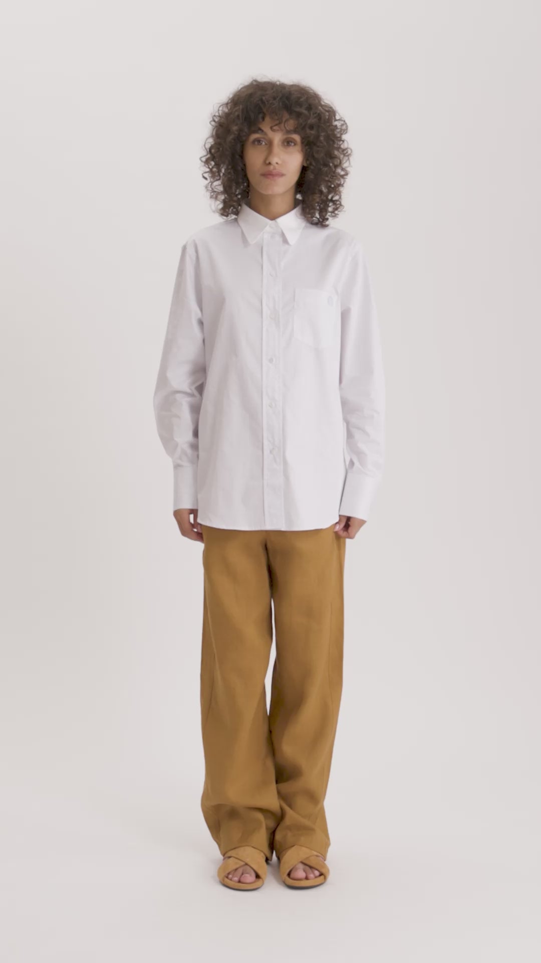 MASTER_16T511CO252-P115 WHITE BLUE-34 - video