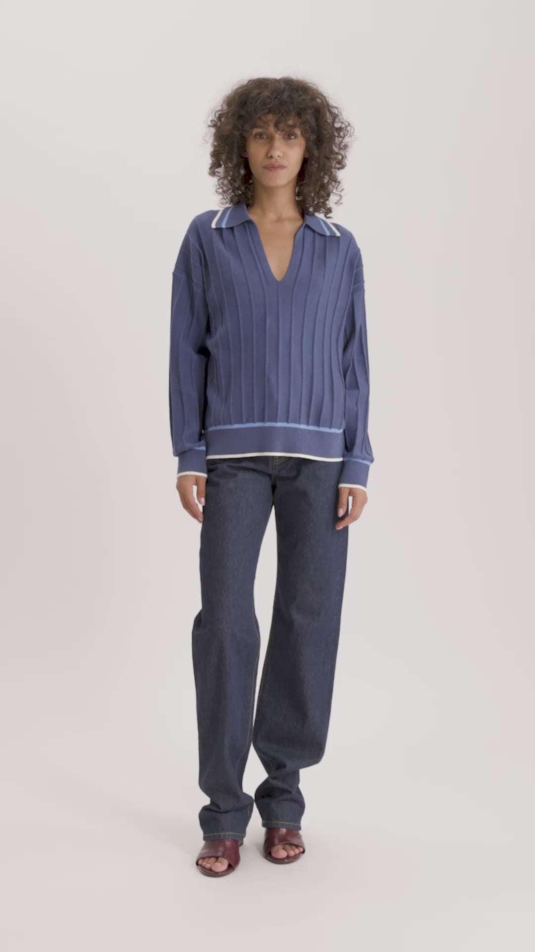 MASTER_16K220CO410-P240 BLUE-XS - video