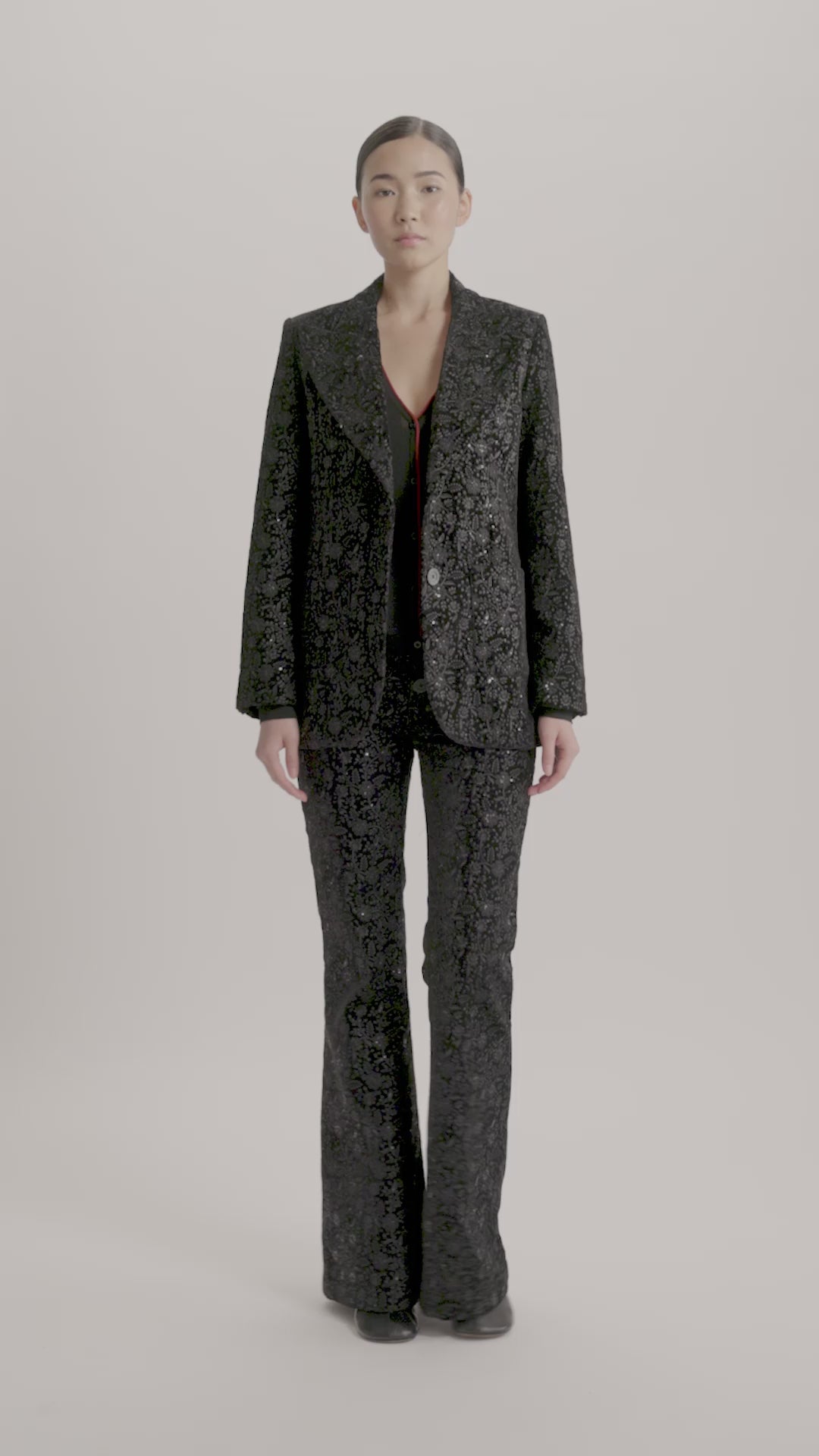 MASTER_15V526PL033-P099 BLACK-34 - video