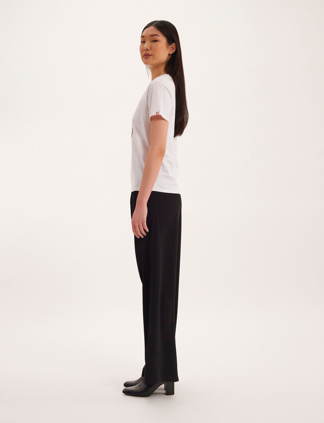 T-shirt Aurore con scollo a V color kaki