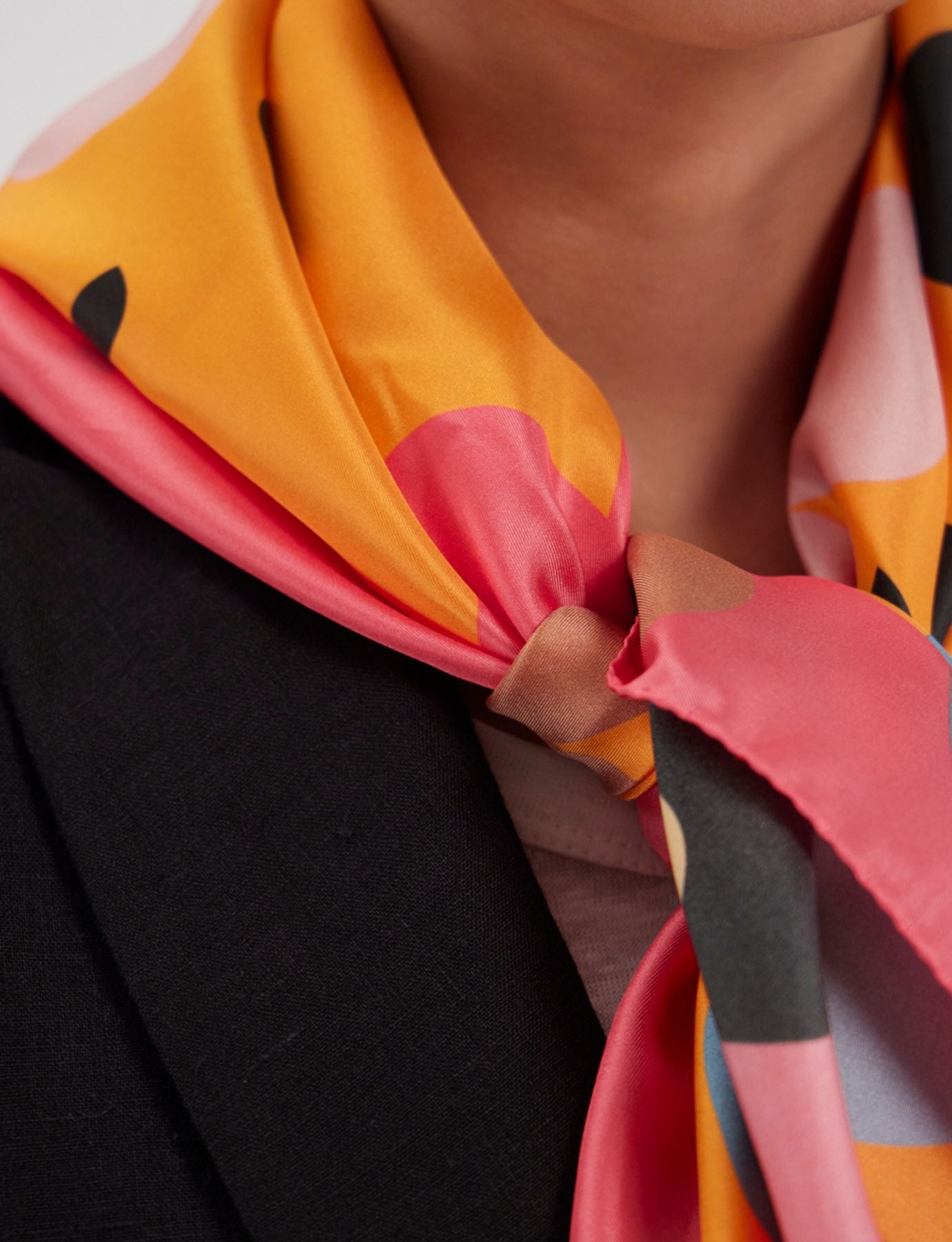 LEWIS FOULARD