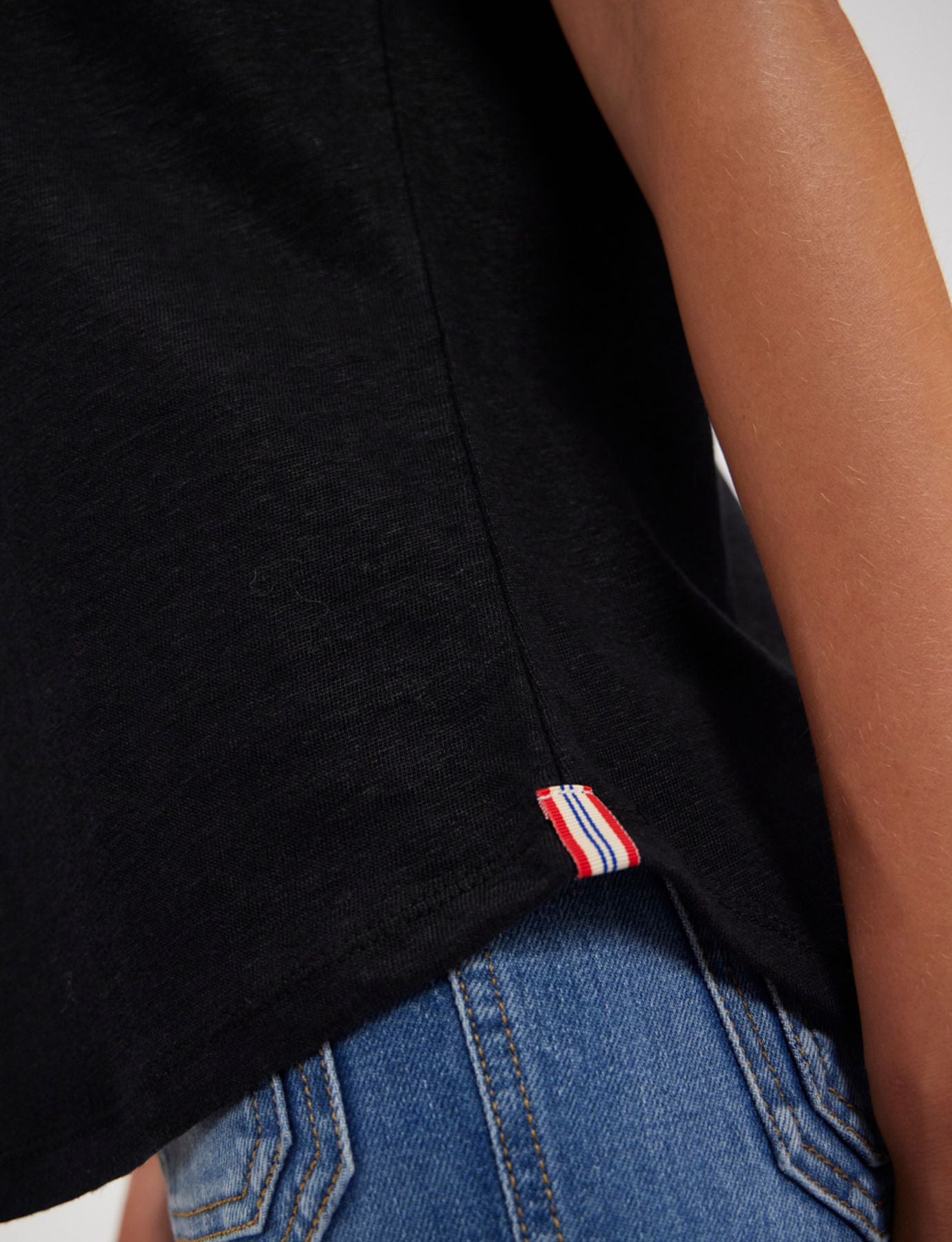 T-shirt in lino nero Lison